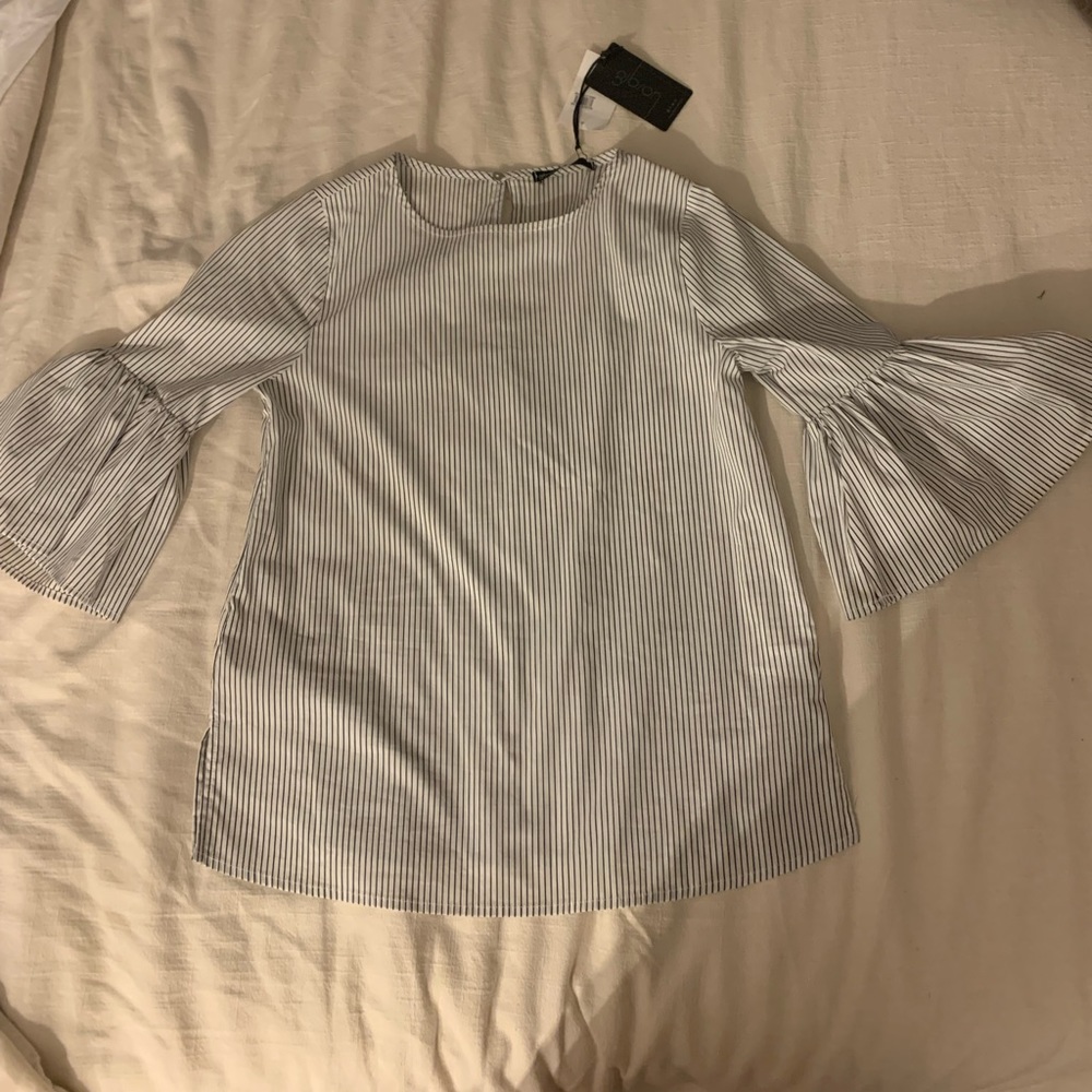 Gibson, Size SM, black and white striped